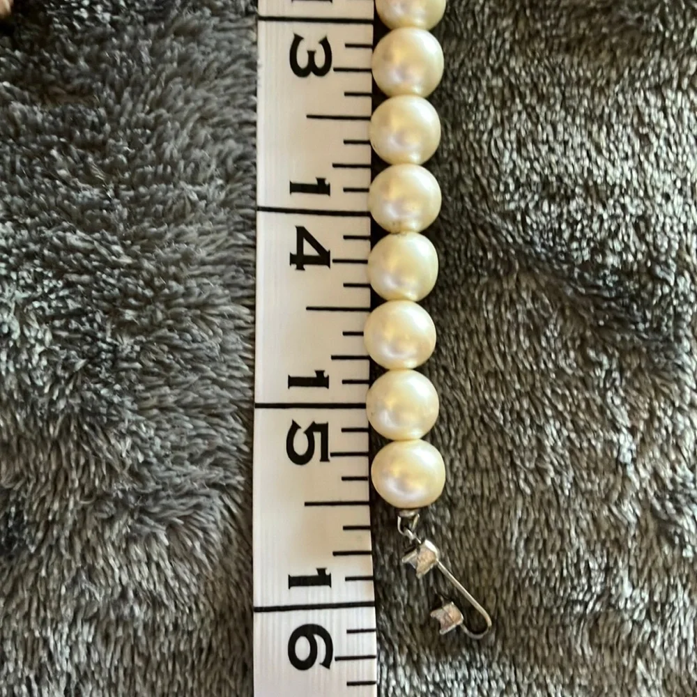 Vintage  Cream Pearl‎ Necklace